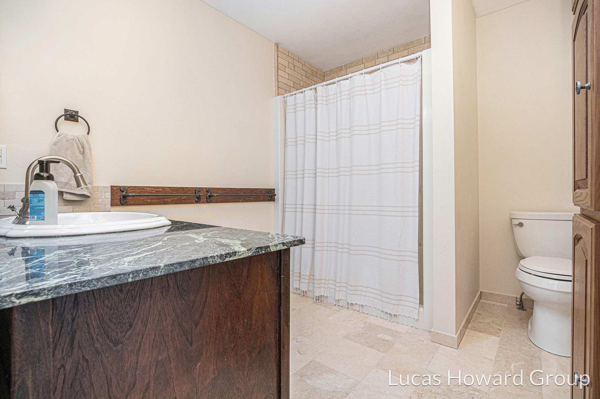 2422 Jody Rae Street Niles, MI 49120 - Photo 11 of 23 14