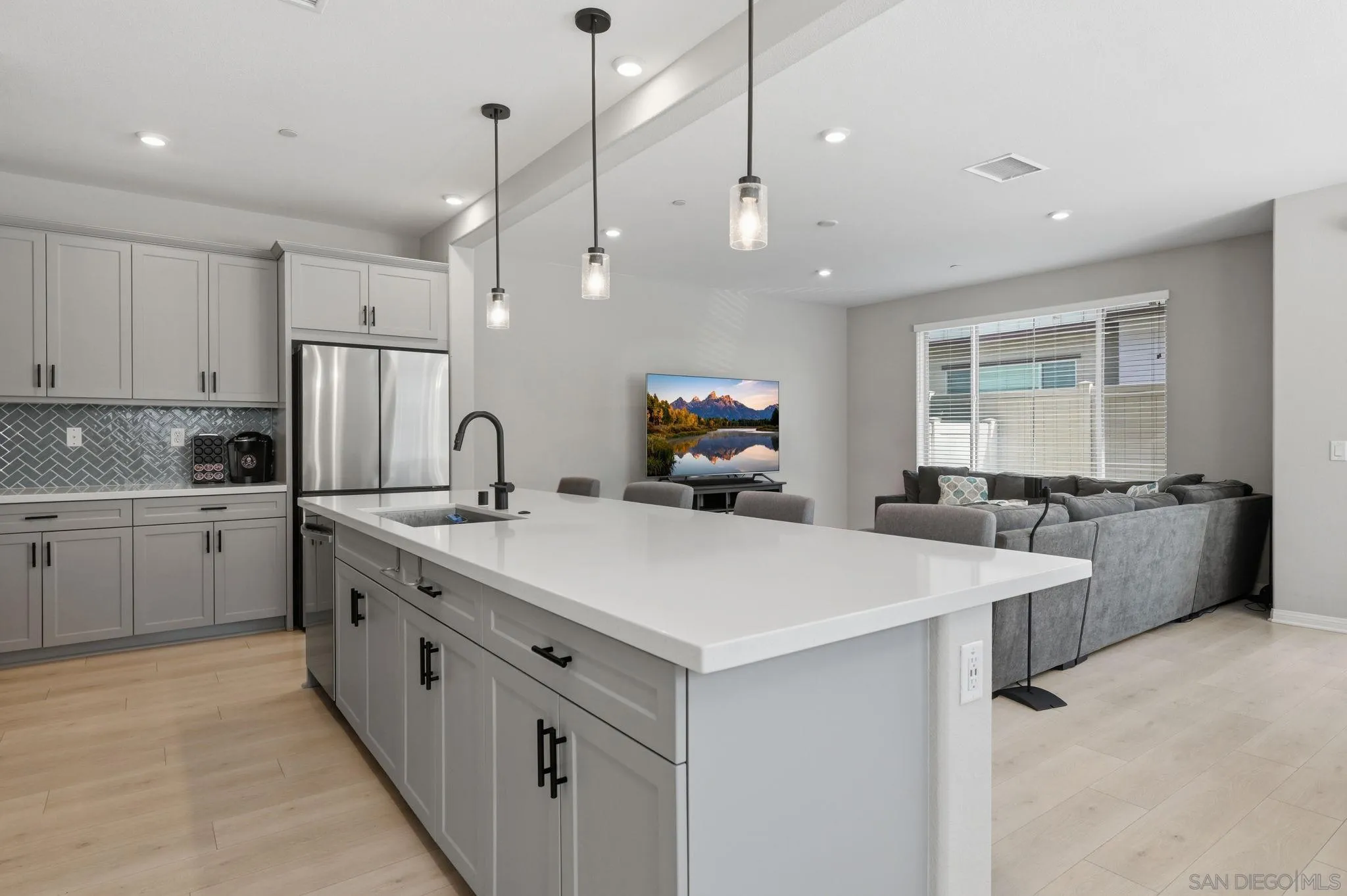 1700 Vly Oak Way Oceanside, CA 92056 - Photo 14 of 51