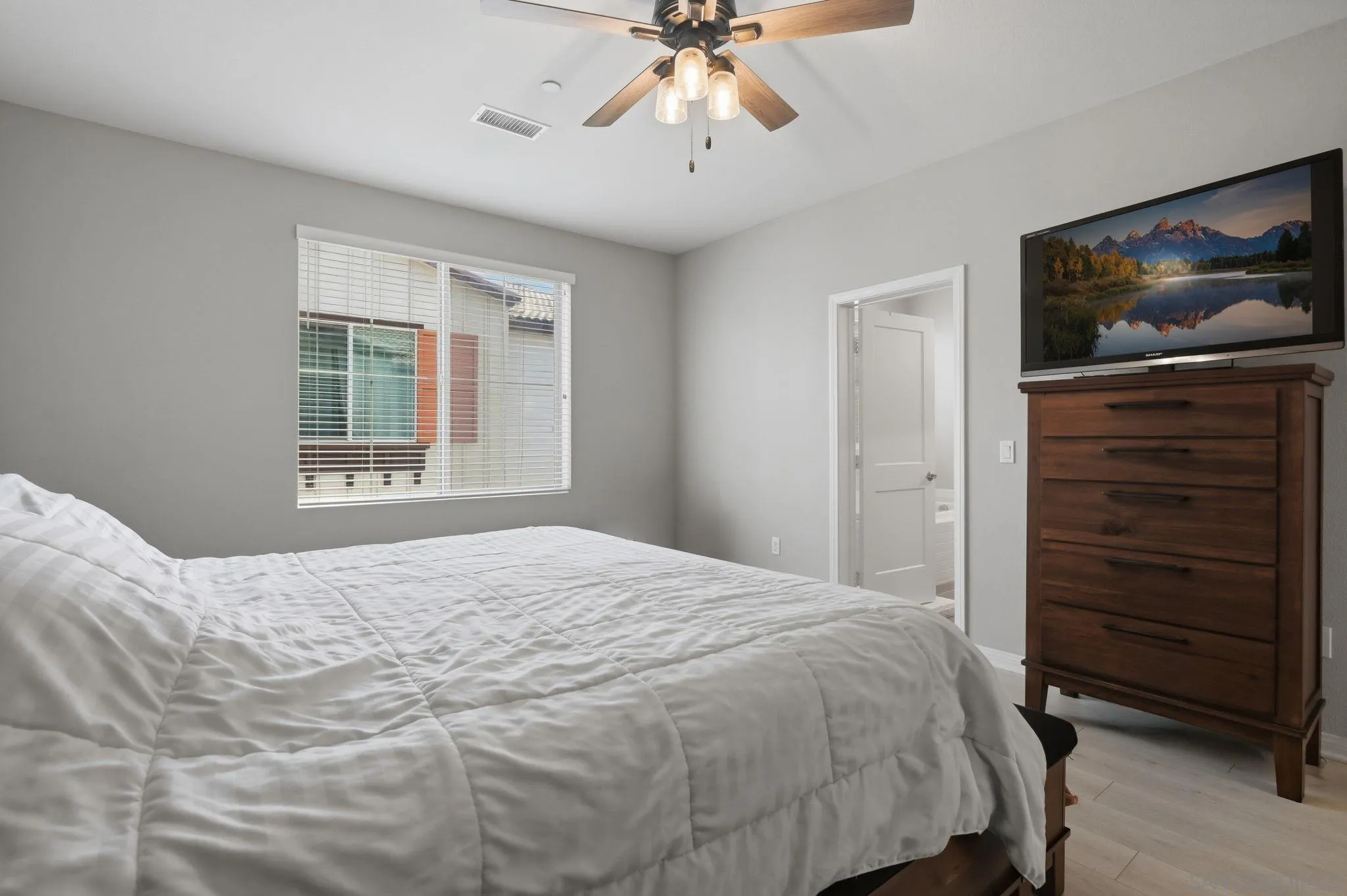 1700 Vly Oak Way Oceanside, CA 92056 - Photo 27 of 51