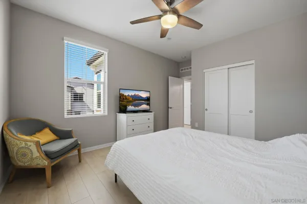 $910,000 | 1700 Vly Oak Way, Oceanside, CA 92056