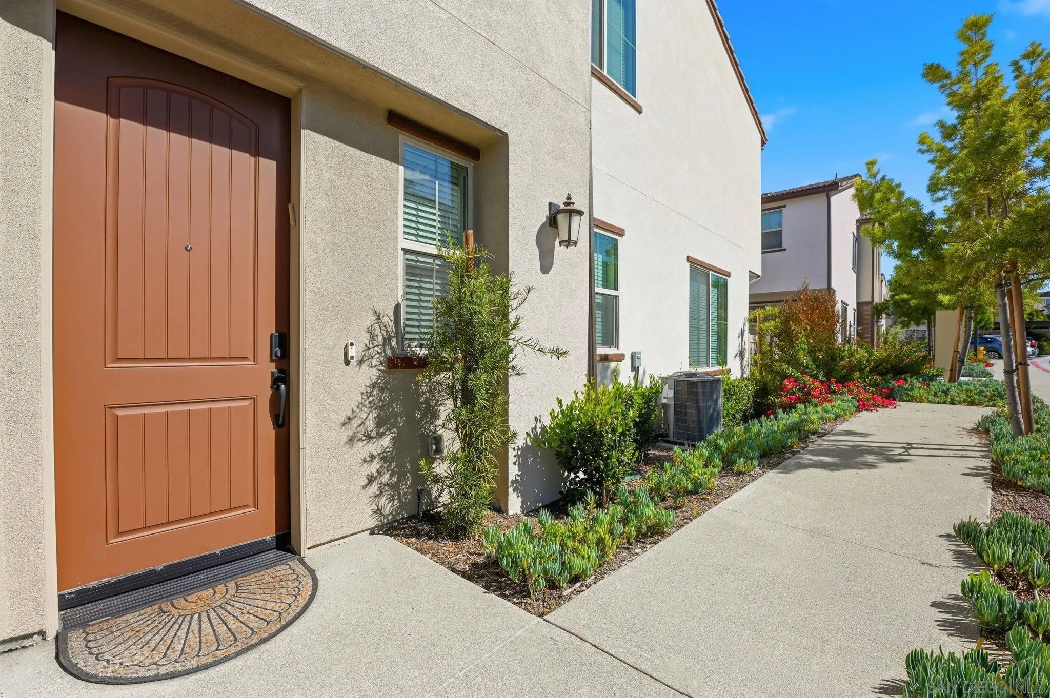 1700 Vly Oak Way Oceanside, CA 92056 - Photo 4 of 51