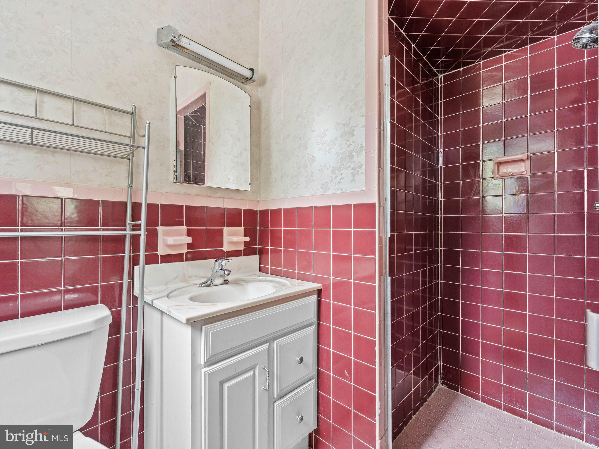 1019 Edgemoor Road Cherry Hill, NJ 08034 - Photo 19 of 32