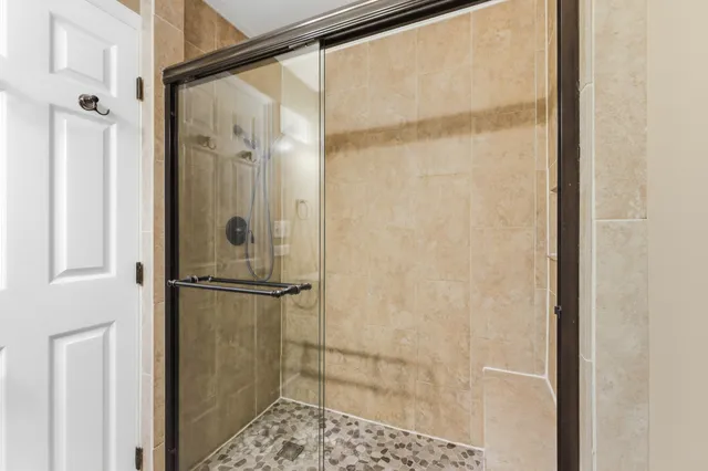 $340,000 | 294 Mallard Point, Unit A, Lake Barrington, IL 60010