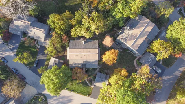 $340,000 | 294 Mallard Point, Unit A, Lake Barrington, IL 60010