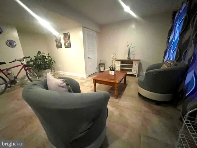 $1,400 | 23228 Daffodil Drive, California, MD 20619