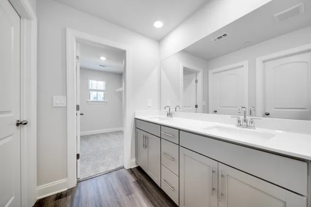 $2,200 | 204 Douglas Bend Road, Unit 405, Gallatin, TN 37066