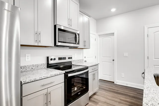 $2,200 | 204 Douglas Bend Road, Unit 405, Gallatin, TN 37066