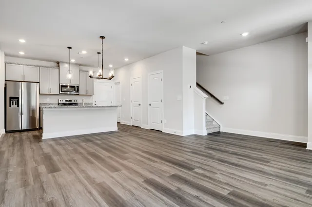 $2,200 | 204 Douglas Bend Road, Unit 405, Gallatin, TN 37066