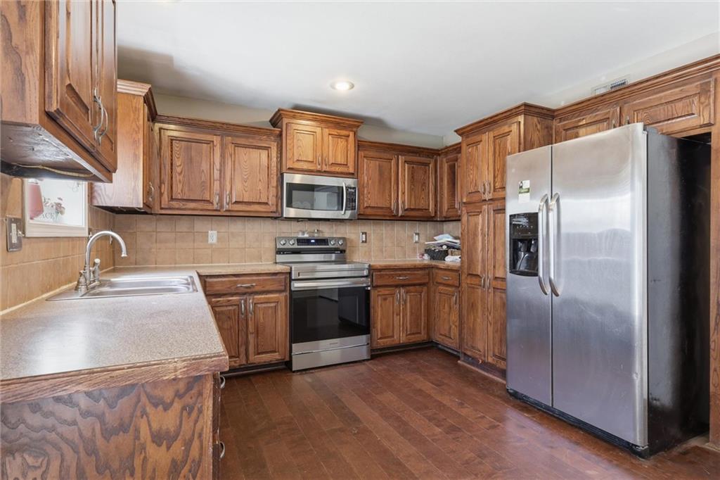 20903 224th Street Spring Hill, KS 66083 - Photo 12 of 32