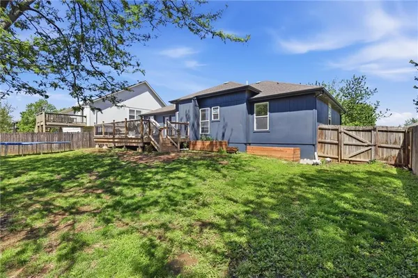 $350,000 | 20903 224th Street, Spring Hill, KS 66083
