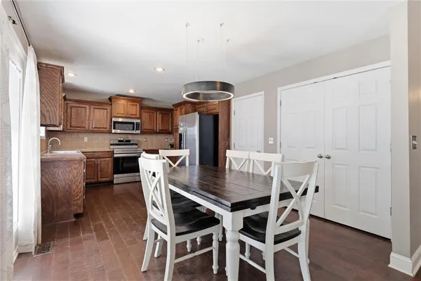 $350,000 | 20903 224th Street, Spring Hill, KS 66083