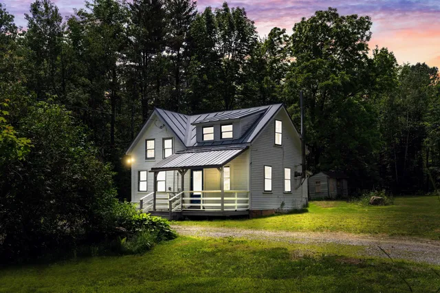 $155,000 | 499 Augusta Road, Belgrade, ME 04917