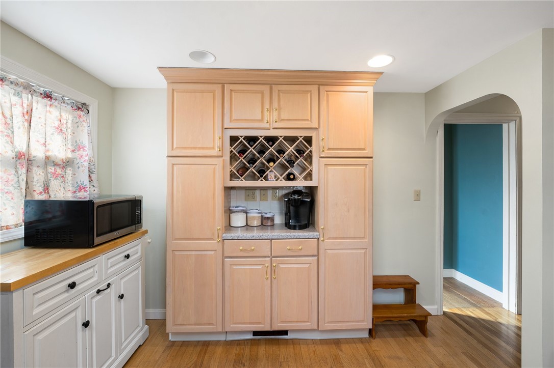 215 Clews Street Pawtucket, RI 02861 - Photo 12 of 35 Gallery Image 12