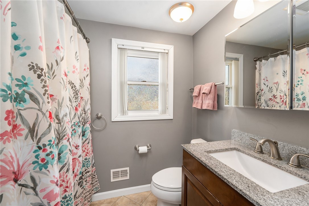 215 Clews Street Pawtucket, RI 02861 - Photo 15 of 35 Gallery Image 15