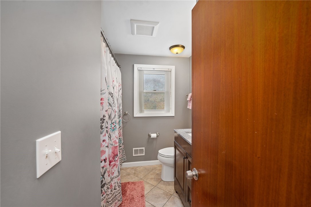 215 Clews Street Pawtucket, RI 02861 - Photo 16 of 35 Gallery Image 16