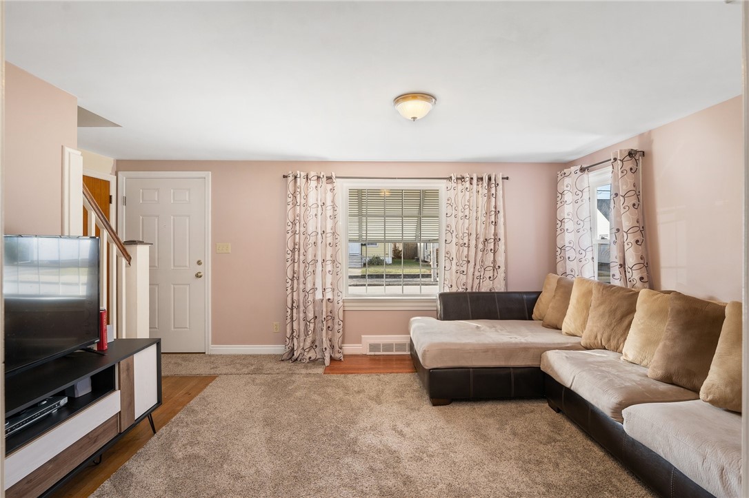 215 Clews Street Pawtucket, RI 02861 - Photo 20 of 35 Gallery Image 20