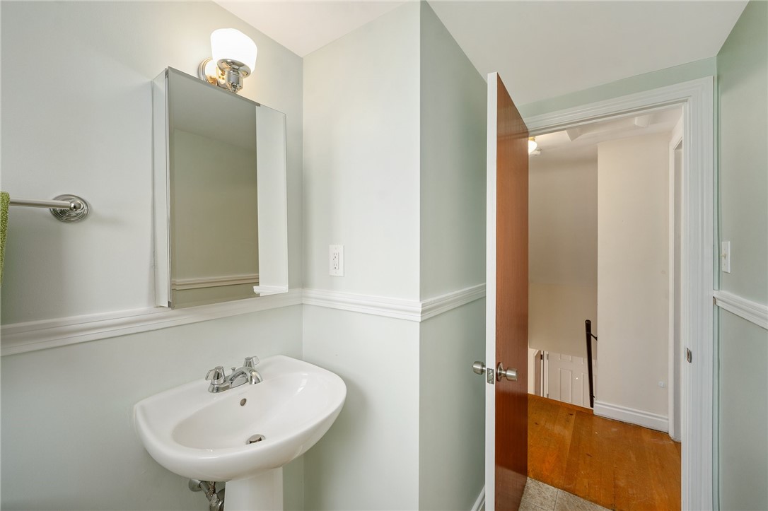 215 Clews Street Pawtucket, RI 02861 - Photo 27 of 35 Gallery Image 27