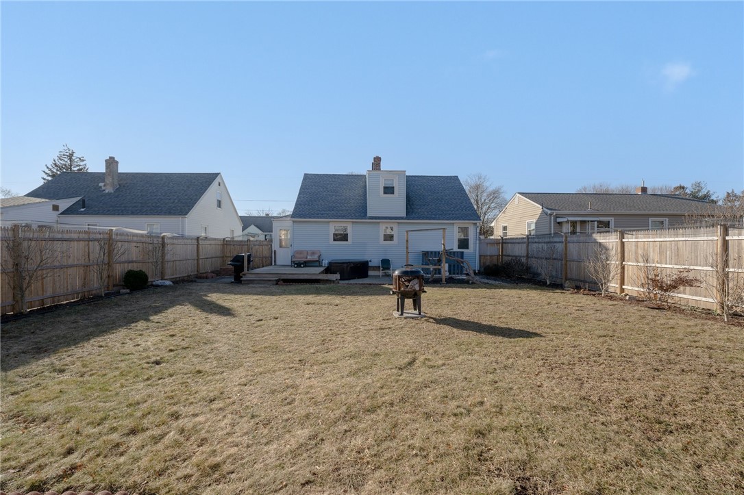 215 Clews Street Pawtucket, RI 02861 - Photo 4 of 35 Gallery Image 4