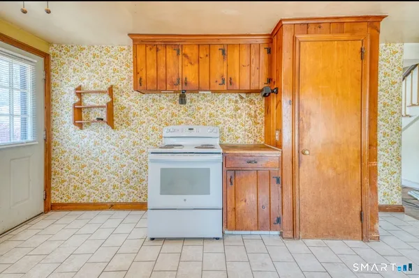 $339,900 | 95 Dyer Avenue, Canton, CT 06019