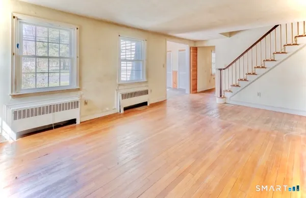 $339,900 | 95 Dyer Avenue, Canton, CT 06019