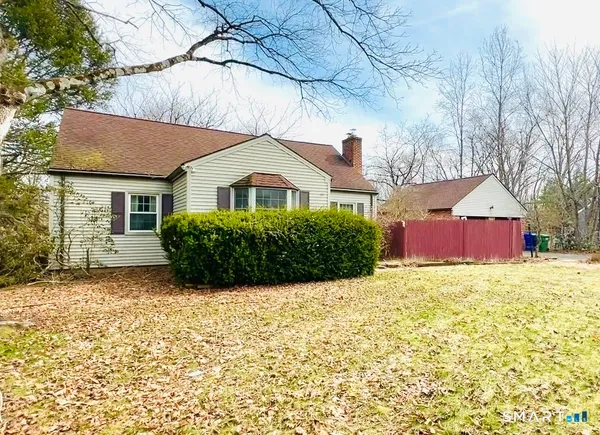 $339,900 | 95 Dyer Avenue, Canton, CT 06019