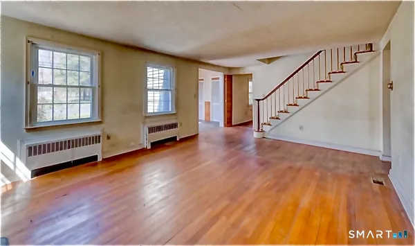 $339,900 | 95 Dyer Avenue, Canton, CT 06019