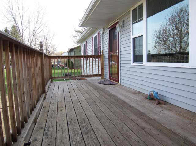 7163 North Nichols Road Flushing, MI 48433 - Photo 2 of 27 21134119-1.JPG