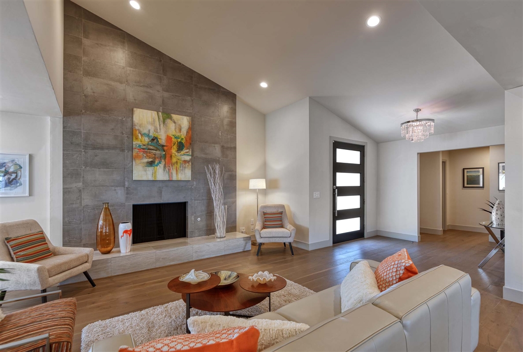 5615 Soledad Road La Jolla, CA 92037 - Photo 1 of 25