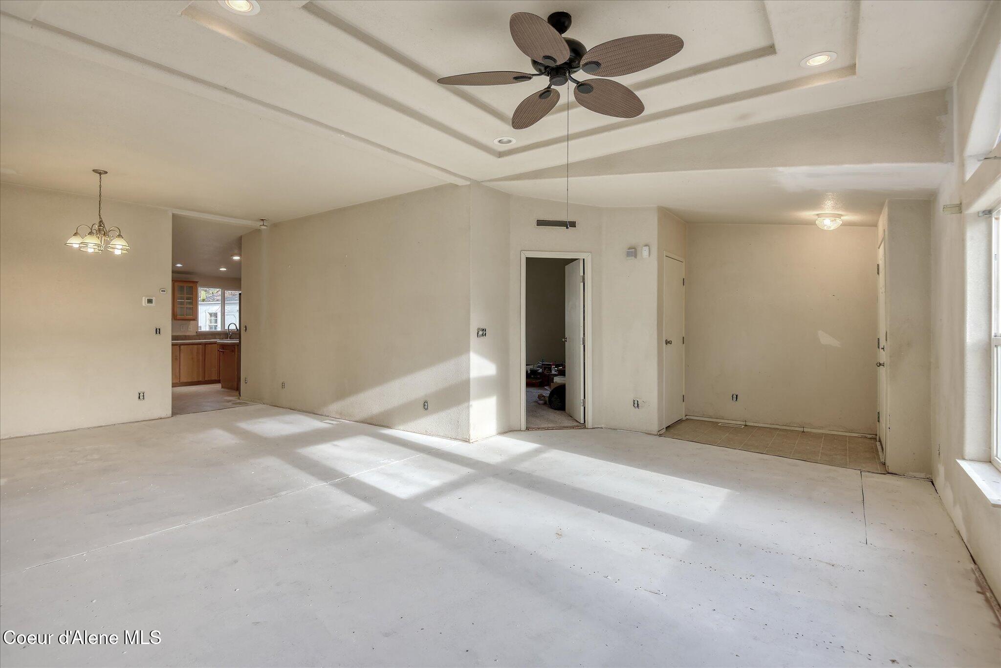 4595 West Reeves Street Coeur D'Alene, ID 83814 - Photo 6 of 33 26-111852208