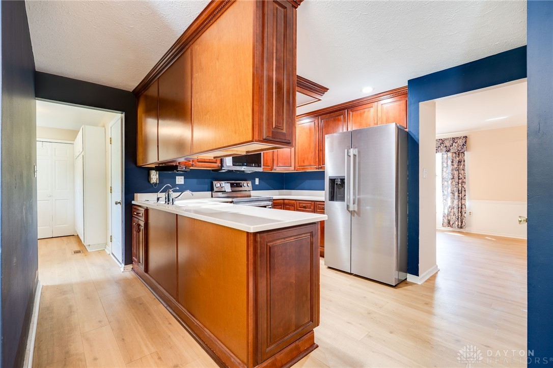8030 Paragon Road Dayton, OH 45458 - Photo 12 of 60 Gallery Image 12
