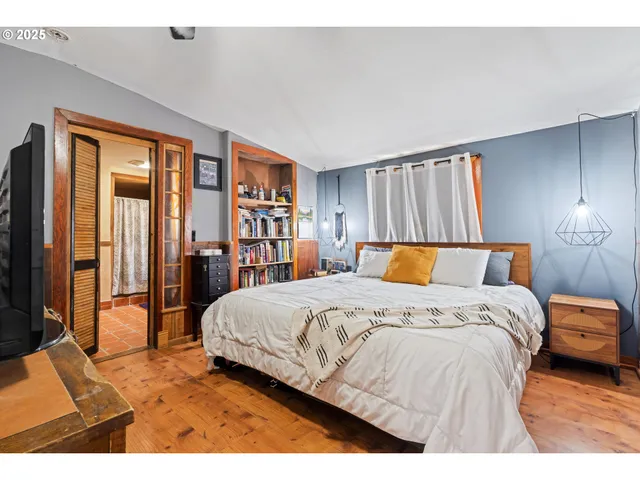 $415,000 | 1416 East 14th Street, The Dalles, OR 97058