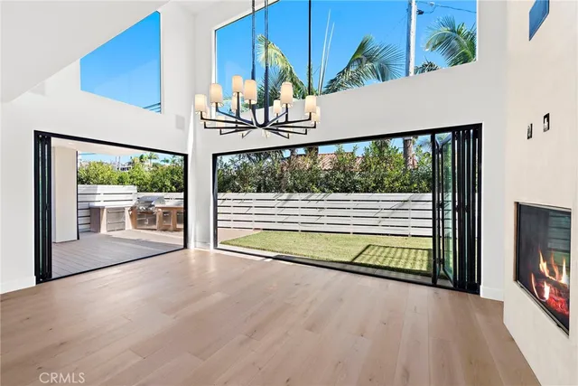 $17,900 | 207 West Avenida San Antonio, San Clemente, CA 92672