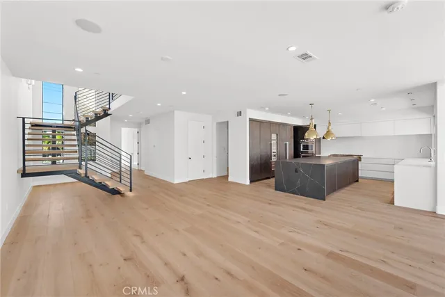 $17,900 | 207 West Avenida San Antonio, San Clemente, CA 92672