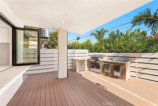 $17,900 | 207 West Avenida San Antonio, San Clemente, CA 92672