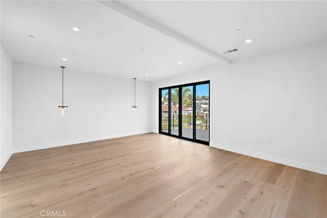 $17,900 | 207 West Avenida San Antonio, San Clemente, CA 92672