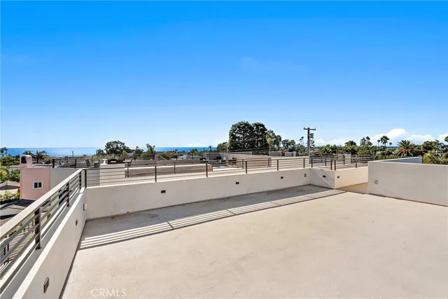 $17,900 | 207 West Avenida San Antonio, San Clemente, CA 92672