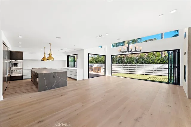 $17,900 | 207 West Avenida San Antonio, San Clemente, CA 92672