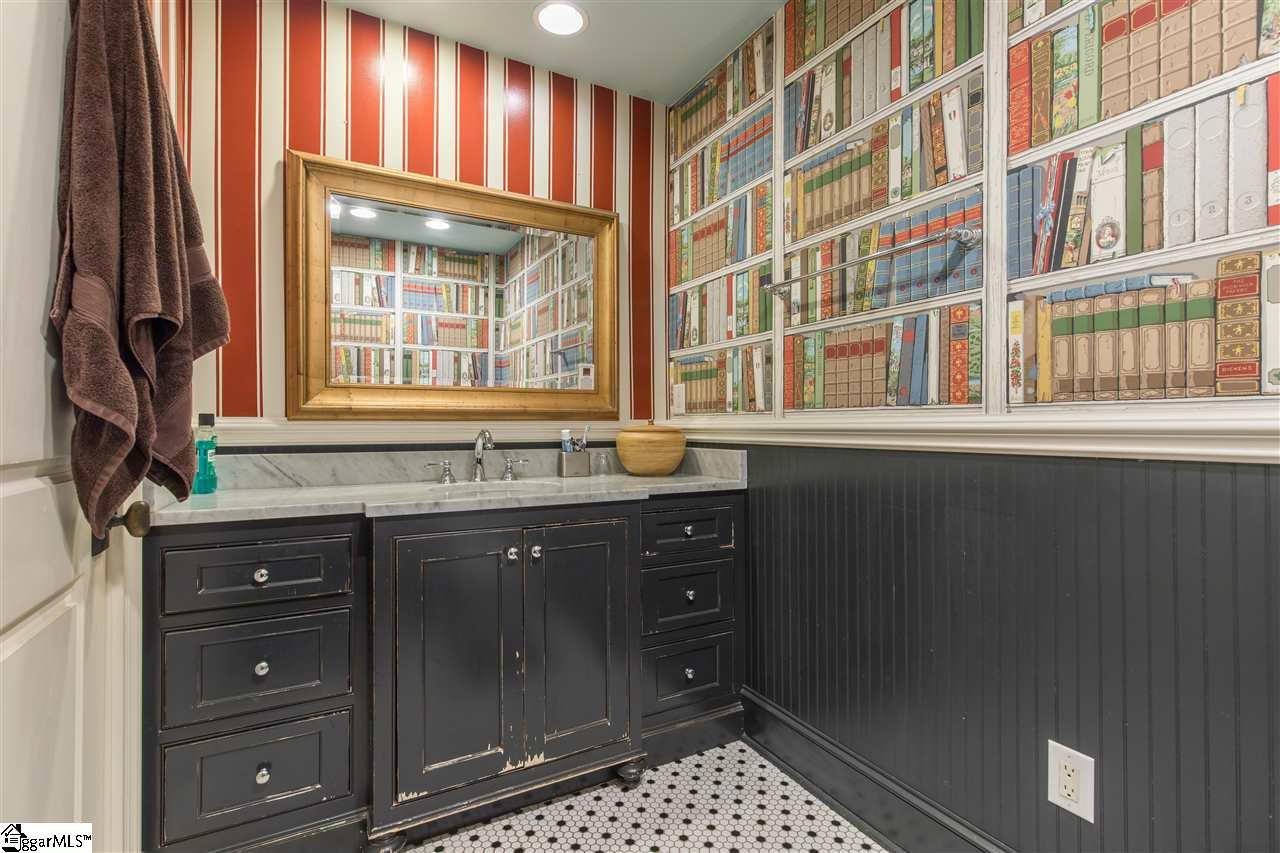 106 Rockingham Road Greenville, SC 29607 - Photo 24 of 36