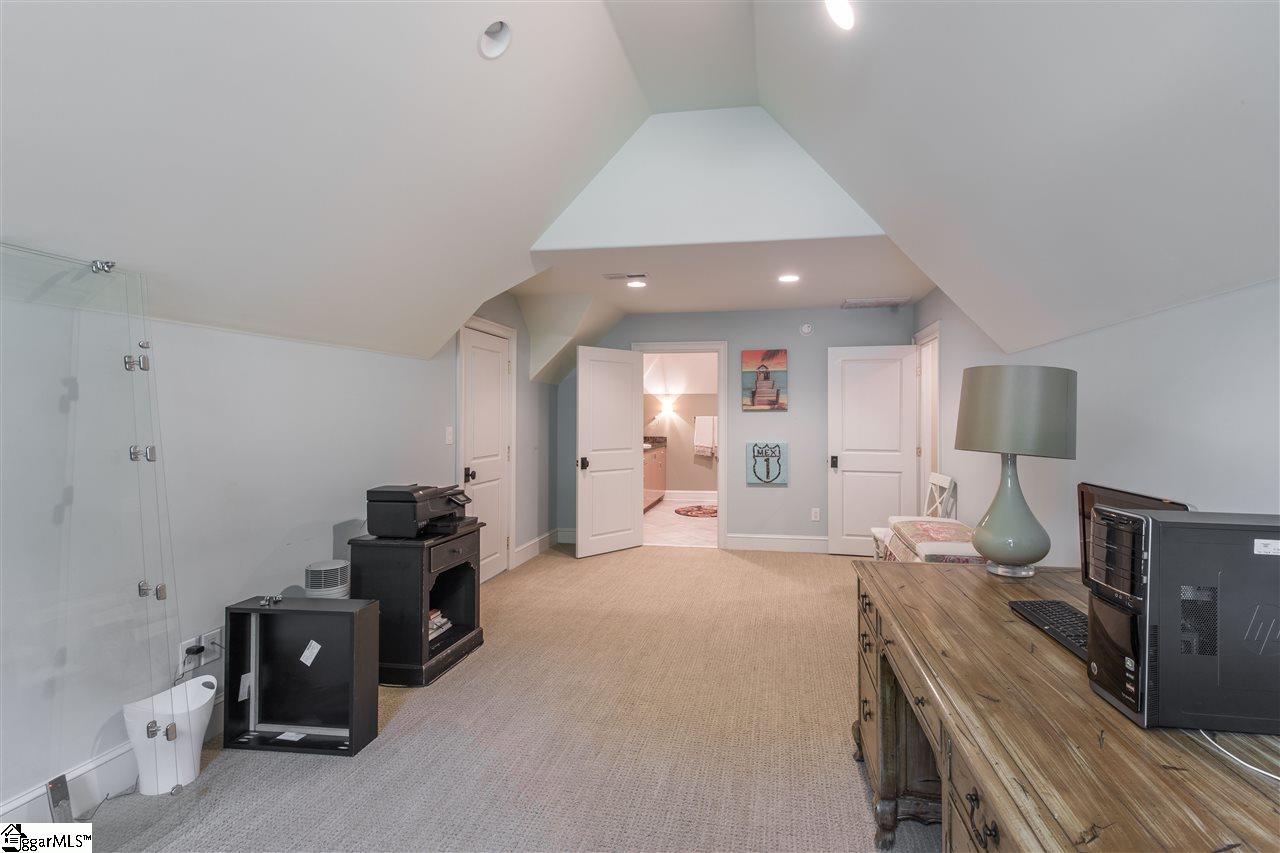 106 Rockingham Road Greenville, SC 29607 - Photo 25 of 36