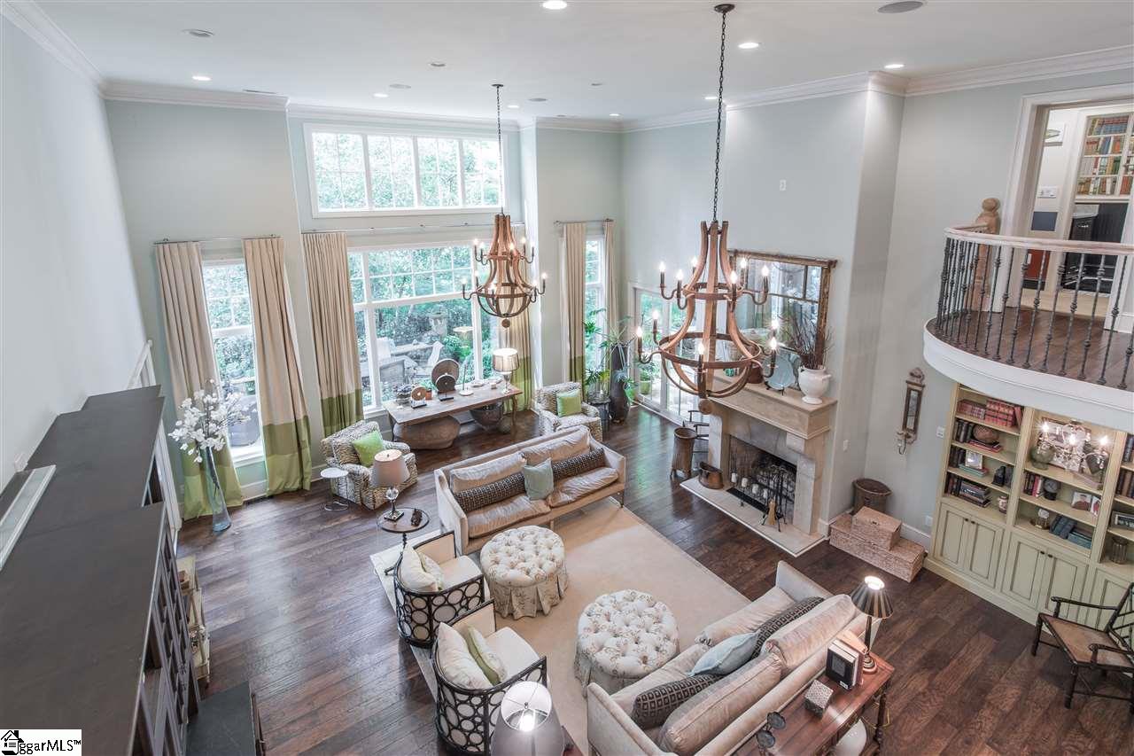 106 Rockingham Road Greenville, SC 29607 - Photo 4 of 36