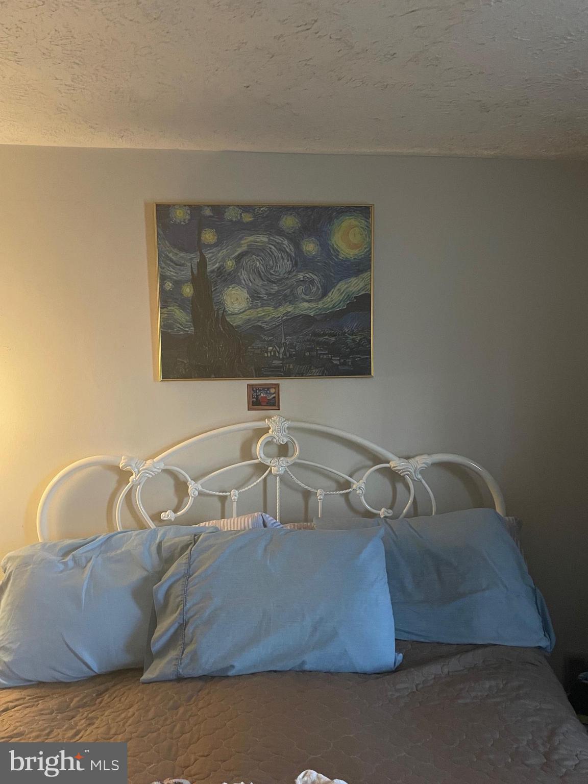 1302 Clover Valley Way, Unit 1302C Edgewood, MD 21040 - Photo 16 of 25 a bathroom with a bathtub