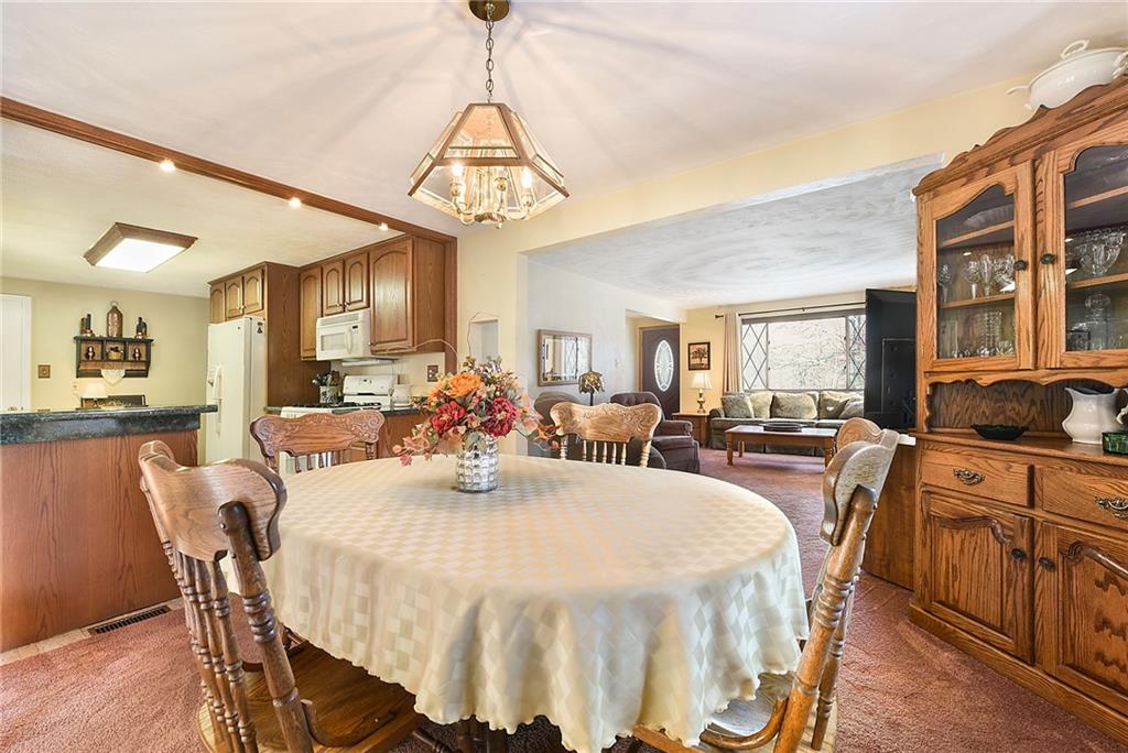 537 Freeport Road Freeport, PA 16229 - Photo 12 of 25 Gallery Image 12