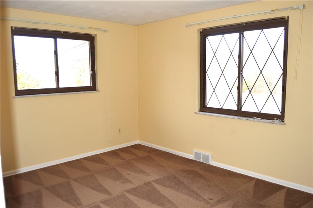 537 Freeport Road Freeport, PA 16229 - Photo 18 of 25 Gallery Image 18