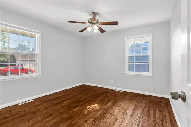 $292,000 | 3300 North Chippewa Drive, Kansas City, MO 64116