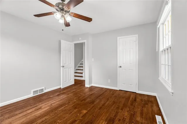 $292,000 | 3300 North Chippewa Drive, Kansas City, MO 64116