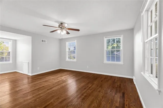 $292,000 | 3300 North Chippewa Drive, Kansas City, MO 64116