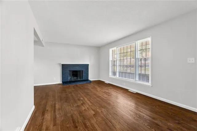 $292,000 | 3300 North Chippewa Drive, Kansas City, MO 64116