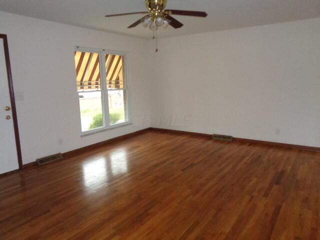 5240 Karl Road Columbus, OH 43229 - Photo 2 of 37