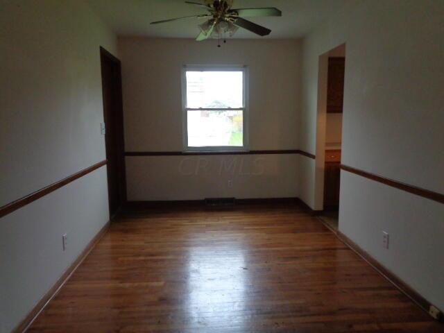5240 Karl Road Columbus, OH 43229 - Photo 4 of 37