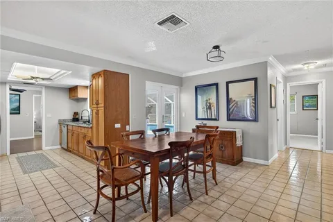 $429,000 | 2333 Dover Avenue, Fort Myers, FL 33907